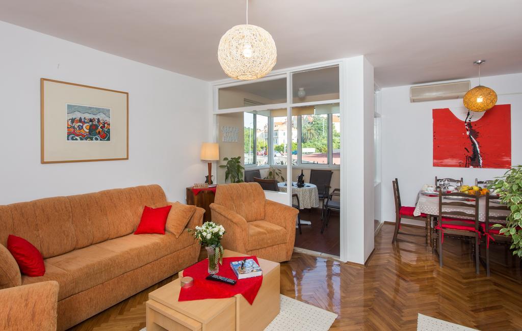 Apartment Fiesta
